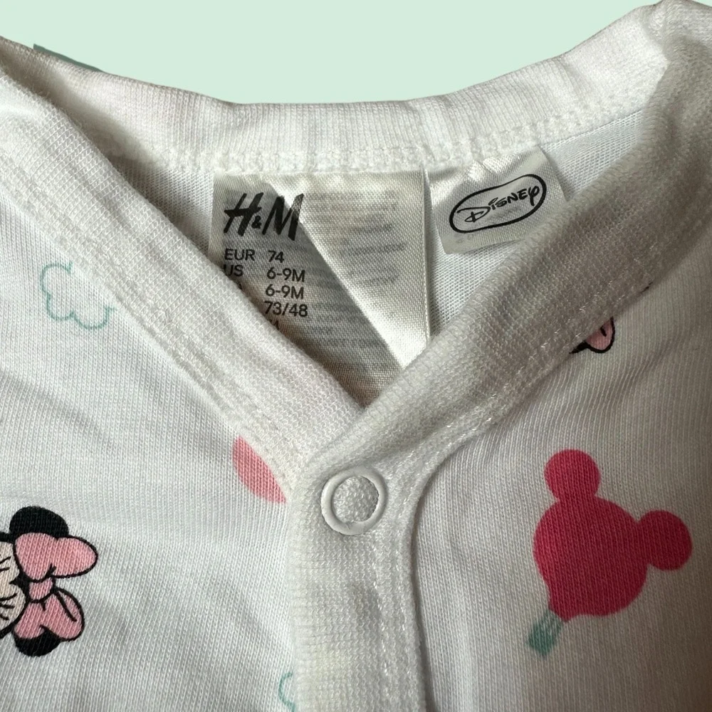 Baby H&M Disney White Baby Minnie Mouse Hot Air Balloon Button Front Pajamas
